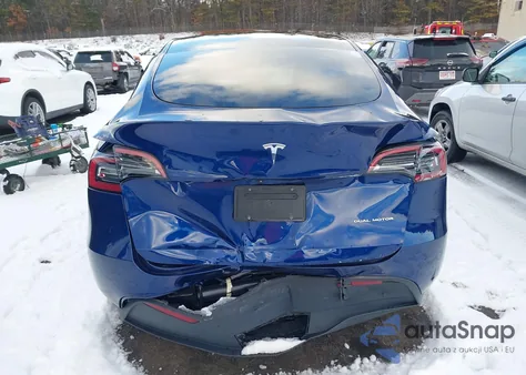 2024 Tesla Model Y Long Range Dual Motor All-Wheel Drive from USA, damaged, VIN 7SAYGDEE0RA247723